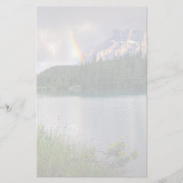 Papelería Arcoiris sobre montaña (Anverso)