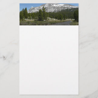 Papelería Arroyo de Montaña de High Country II en Yosemite
