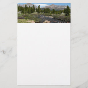 Papelería Arroyo de Montaña de High Country III en Yosemite
