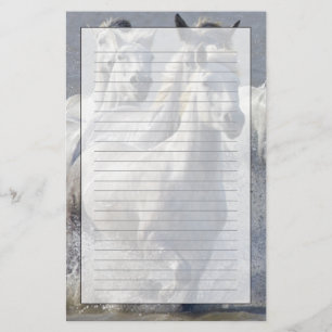 Papelería Caballos de Camargue que corren en la región