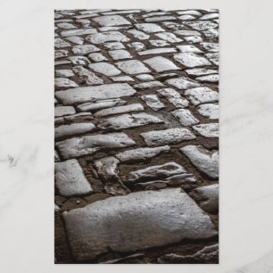 Papelería Cobblestones iluminados por luna