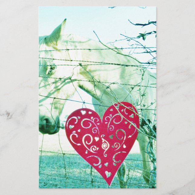 Papelería Corazón Rojo de Caballo Blanco Valentine (Anverso)