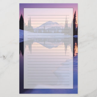 Papelería Crepúsculo, tarn y luna creciente