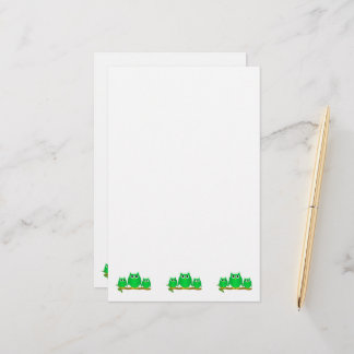 Papelería Diseño de búhos verdes