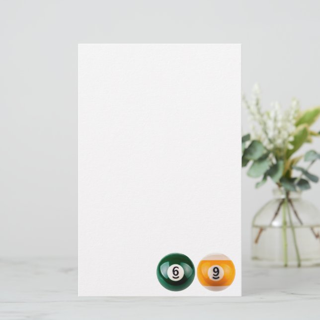 Papelería El billar duro 69 de SlipperyJoe con una bola de b (Anverso de pie)