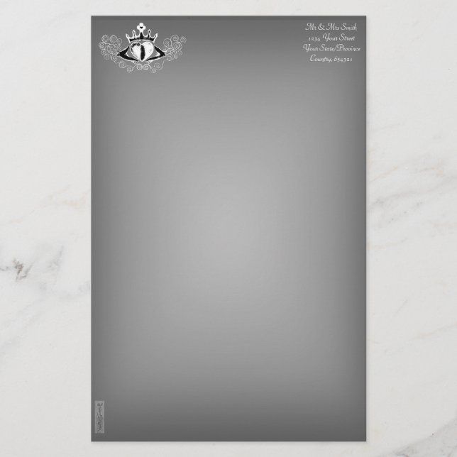 Papelería El cladagh (blanco) (Anverso)