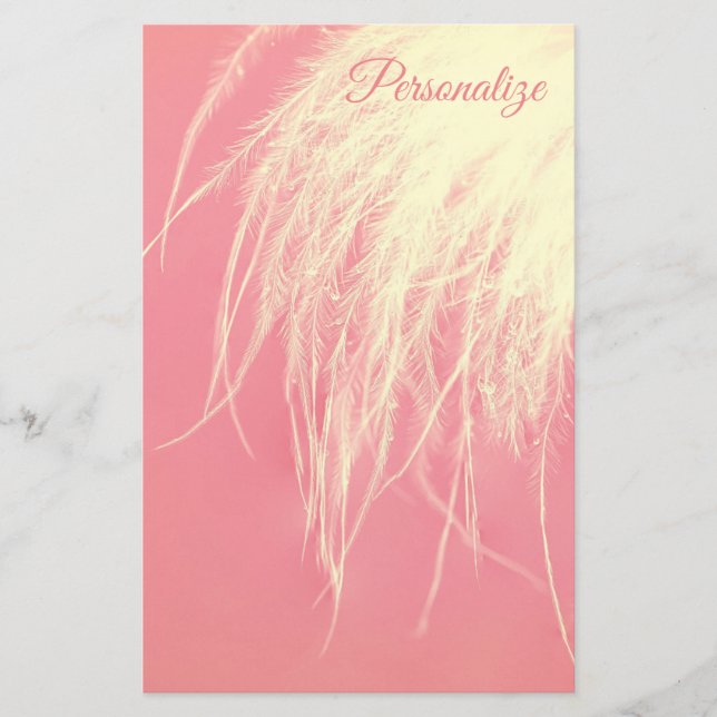 Papelería Elegante pluma rosa y crema (Anverso)