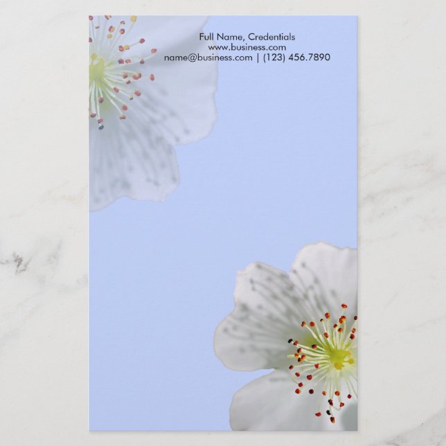 Papelería Flor blanca doble personalizada, azul claro (Anverso)