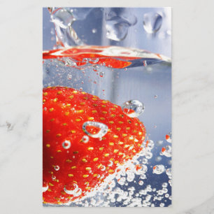 Papelería Frutos de fresa en la fotografía del agua hermosa