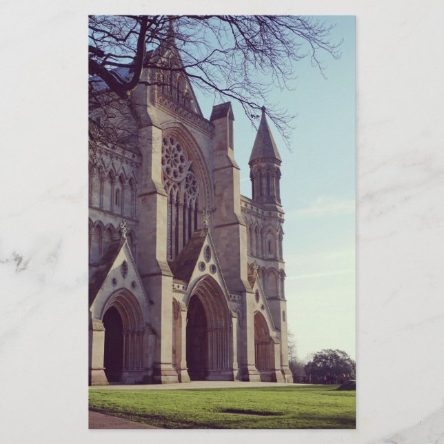 Papelería Hermosa catedral europea (Anverso)