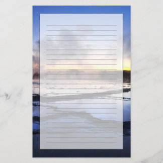 Papelería Humo geyser al atardecer