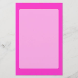 Papelería La decoración es de color rosa y Personalizar.