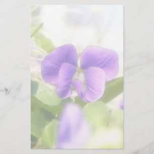 Papelería La encantadora violeta de la primavera