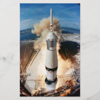 Lanzamiento del cohete Saturno V de Apolo a la Lun