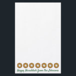 Papelería Latkes Felices Fiestas Judías en Hanukkah Chanukah<br><div class="desc">El Stationery cuenta con un original ilustracion de marcadores de deliciosos crepes de patata de latke con crema agria. ¡Perfecto para enviar la carta anual de Hanukkah! Este ilustracion Chanukah también está disponible en otros productos. ¿No ves lo que estás buscando? ¿Necesita ayuda con la personalización? Contacte con Rebecca para...</div>