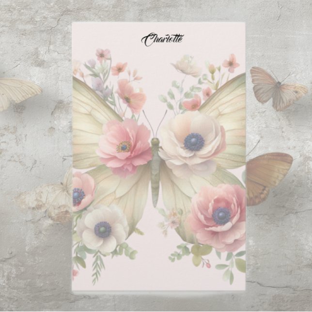 Papelería Mariposa floral silenciada (Subido por el creador)