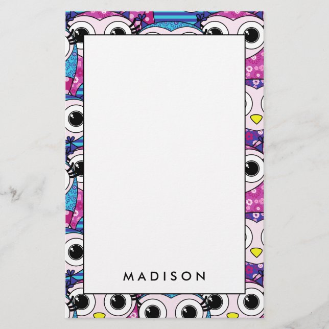 Papelería Modelo inconsútil de los búhos púrpuras lindos del (Anverso)