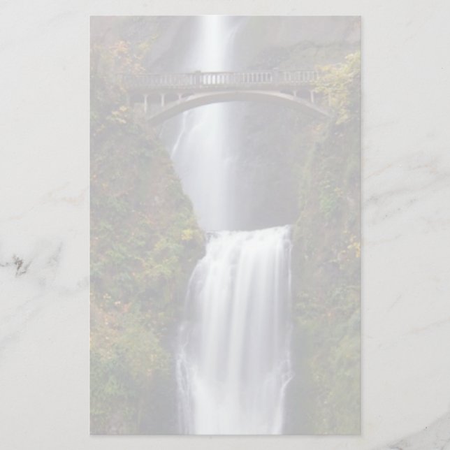 Papelería Multnomah cae a finales del otoño (Anverso)