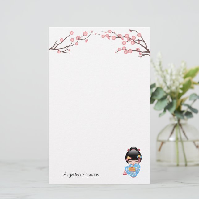 Papelería Muñeca Maiko Kokeshi - Chica Geisha de Kimono Azul (Anverso de pie)