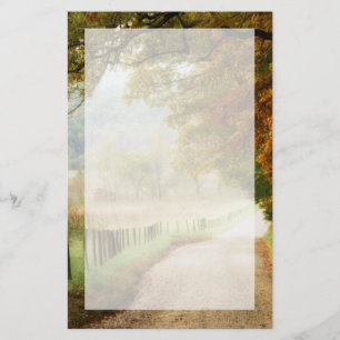 Papelería Otoño en un camino campestre