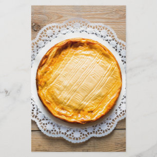 Papelería Pastel de queso en la parte superior de tortas rús