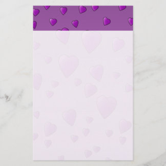Papelería Patrón púrpura de corazones de amor.