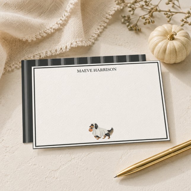Papelería Perrito Dachshund de Halloween con raya de carbón  (Preppy Charcoal Stripe Halloween Dachshund Stationery)