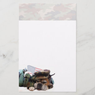 Papelería Perro militar del boxeador inmóvil