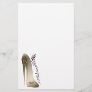 Papelería Rapsodia en arte del zapato del estilete del oro