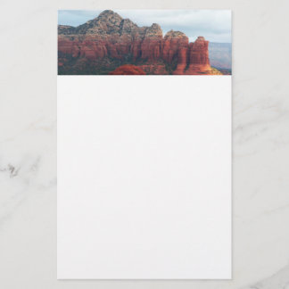 Papelería Roca de café nublado en Sedona Arizona