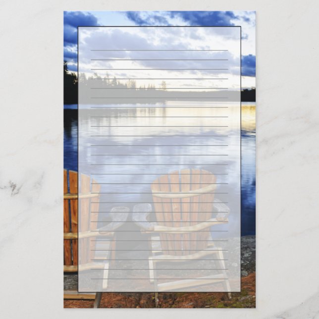 Papelería Sillas De Madera Al Atardecer En La Orilla Del Lag (Anverso)