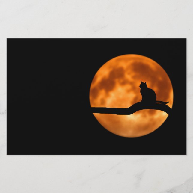 Papelería Silueta de un gato negro en un árbol (Anverso)