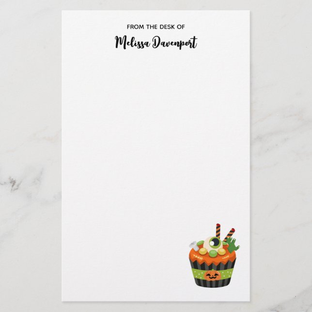 Papelería Torta de Halloween dulce y espeluznante con un gra (Anverso)