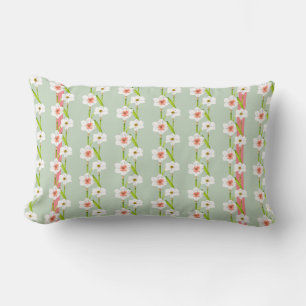 Papeles en una almohada lumbar