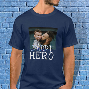 Papi Hero Tipografía Blanca Papá Foto Camiseta