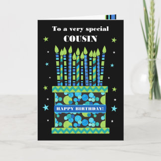 Para el pastel de cumpleaños con tarjeta de velas