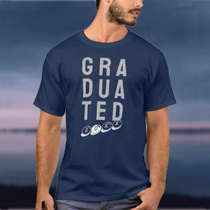 Para el recién graduado. Una camiseta de graduado