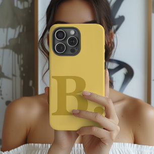 Funda de teléfono amarilla con nombre inicial pers