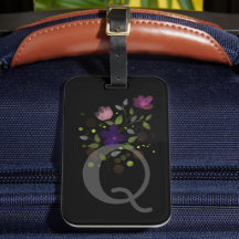 Etiqueta de equipaje con letra inicial Q más diseñ