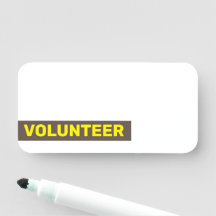 Etiqueta de nombre "VOLUNTEER" simple y mínima