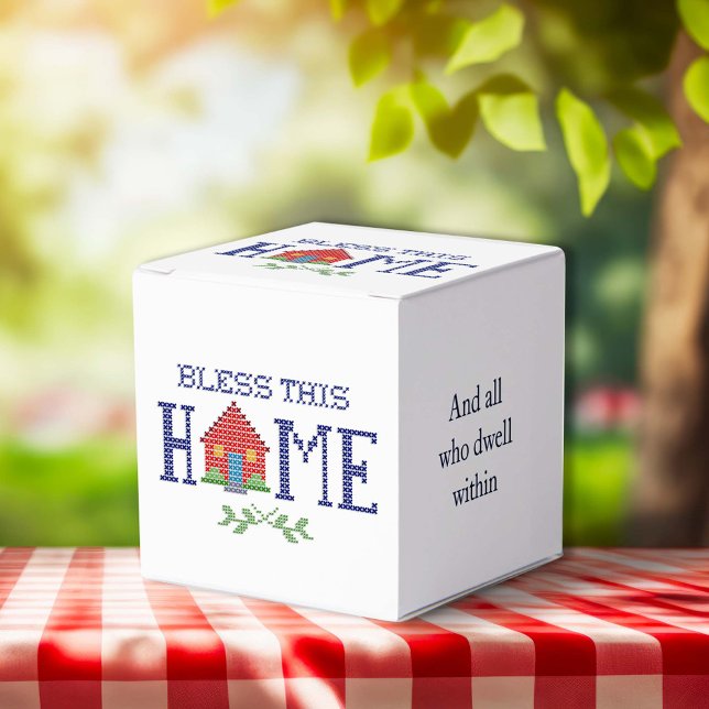 Para Regalos Bendición esta caja de favoritos de casa (Send your guests home with a little extra love in our "Bless This Home" favor box.)