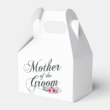 Boda simple de la madre del novio | Caja de favore