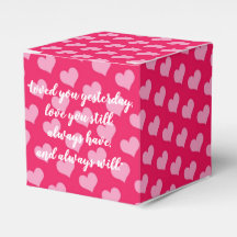 Caja de Favor de Corazones Rosas