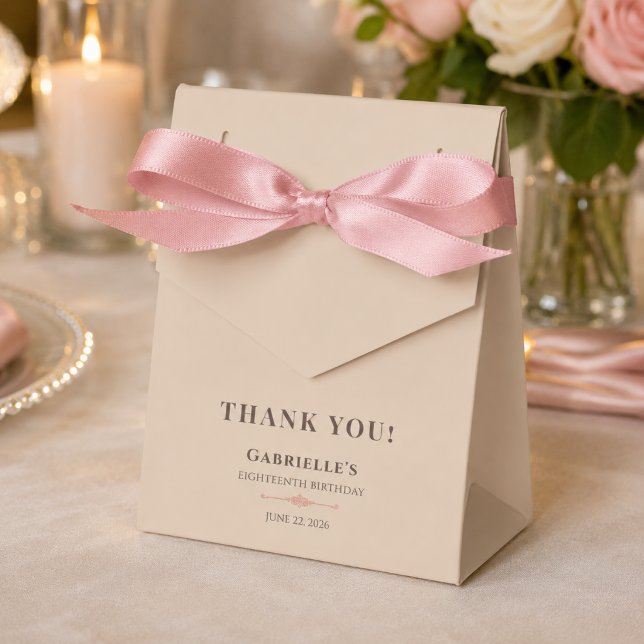 Para Regalos Caja de Favor Debut Beige Champán (Soft champagne and blush pink favor box designed to thank guests in style.)