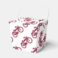 Vieja caja de favores de bicicletas rojas