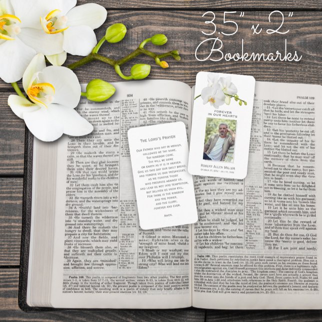 Para siempre en nuestros corazones foto tarjeta de (3.5 x 2" Forever in Our Hearts Photo Funeral Remembrance Cards with the Lord's Prayer on the back.)