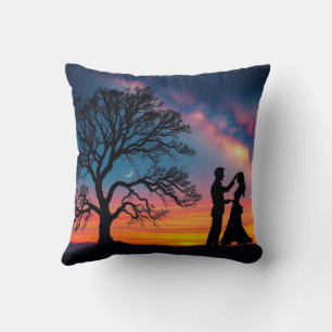 Pareja Romántica & Almohada de Tigre de Granada