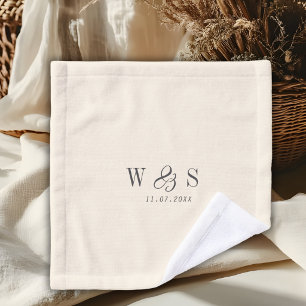 Parejas de recién casados crema natural elegante