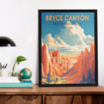 Parque nacional del Cañón Bryce Viaje Arte Vintage<br><div class="desc">Diseño artístico vectorial del cañón de Bryce. El parque es una reserva en expansión en el sur de Utah,  conocido por sus hoodoos de color rojo intenso,  formaciones rocosas en forma de spire.</div>