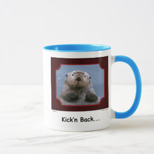 "Parte posterior de Kick'n!" Taza de la nutria de
